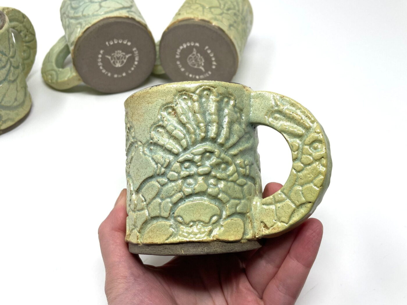 Green Lace-Textured Ceramic Mug