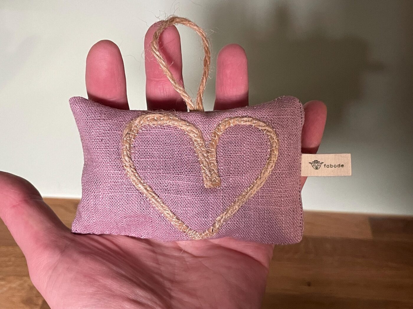 Lavender Sachet, Purple Linen with Jute Heart — scale view