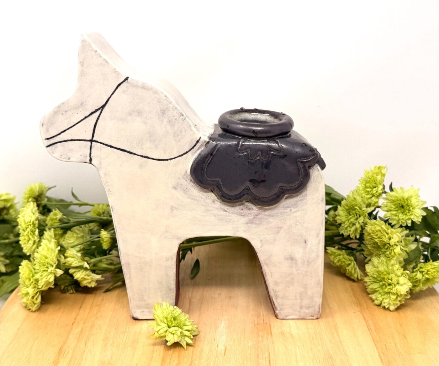 il_fullxfull.7433915013_lkcr.jpg Dala Horse Terracotta Vase